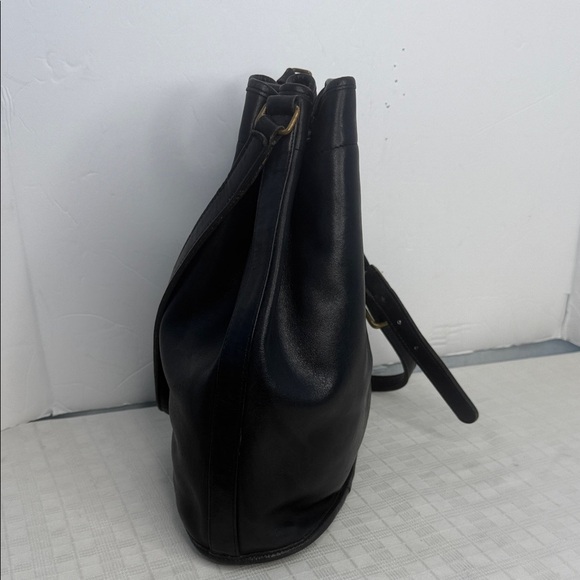 1990's COACH Classic Lula's Legacy black leather drawstring bucket MADE IN USA - Picture 5 of 11